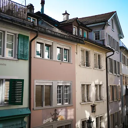 Charming Historical In Center Oldtown *