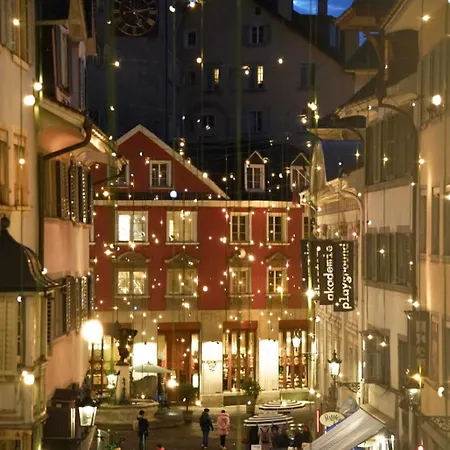 Апартаменти Charming Historical In Center Oldtown